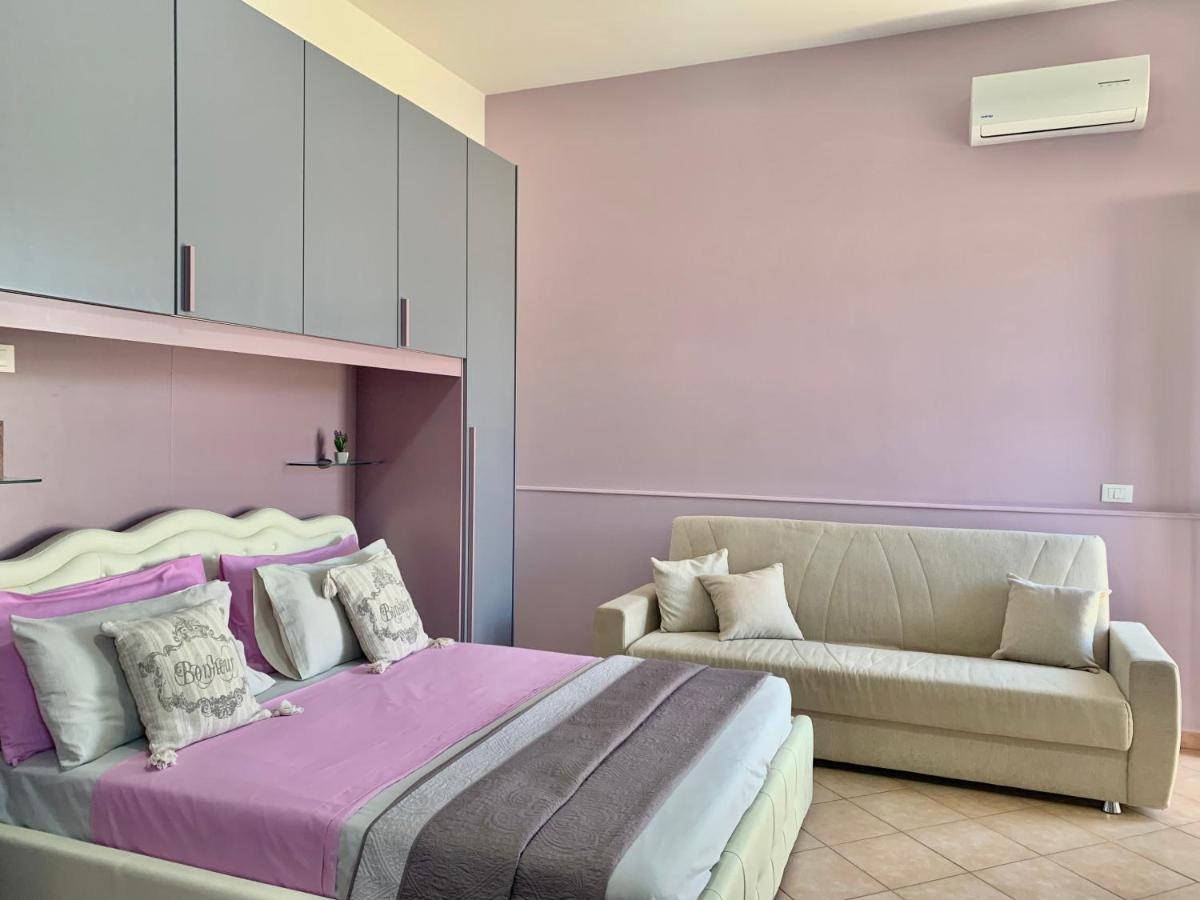 Monolocali White Angel Apartments 포르토 세자레오 외부 사진