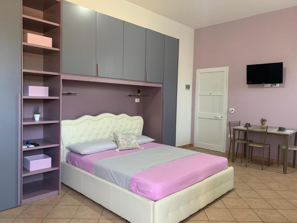 Monolocali White Angel Apartments 포르토 세자레오 외부 사진